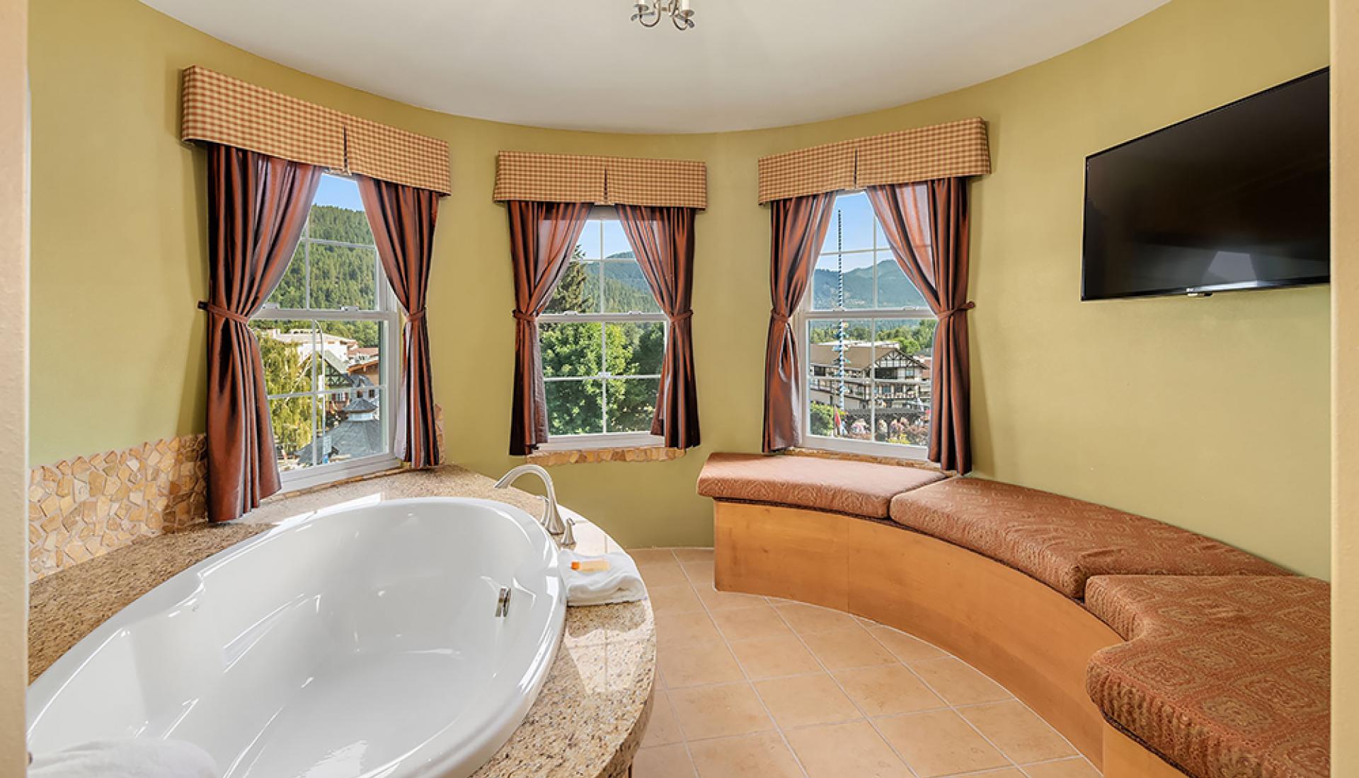 Tub with view